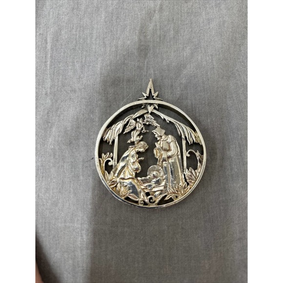 Vintage GORHAM SILVERPLATE MANGER SCENE Christmas Ornament w/Box FS BnftsCharity - Picture 2 of 9